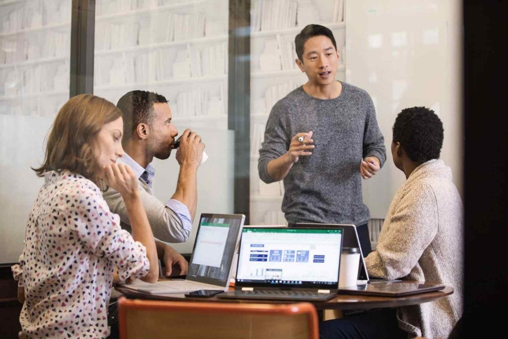 doanh nghiệp dùng office 365 microsoft
