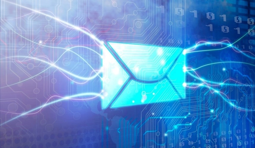 so sánh email cá nhân và doanh nghiệp