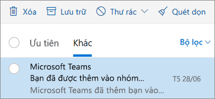 lưu trữ email